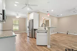207 Senter Ave, Whitehouse, TX 75791 - Photo 10
