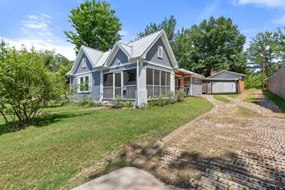 310 N Line St, Mineola, TX 75773 - Photo 2