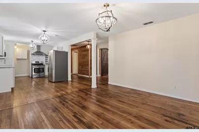 310 N Line St, Mineola, TX 75773 - Photo 8