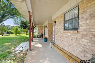 9303 Londonderry Dr, Tyler, TX 75703 - Photo 4