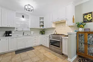 9303 Londonderry Dr, Tyler, TX 75703 - Photo 12