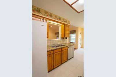 110 Wendy Dr, Whitehouse, TX 75791 - Photo 12