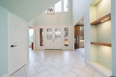 221 Hunters Circle, Longview, TX 75605 - Photo 2