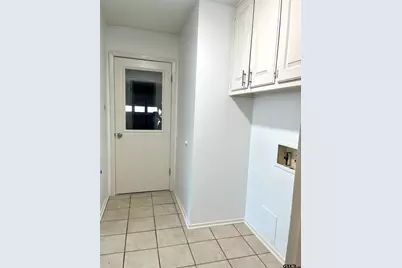 433 Top Hill Dr, Tyler, TX 75703 - Photo 22