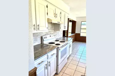 433 Top Hill Dr, Tyler, TX 75703 - Photo 12