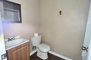 105 Beulah St Unit B, Troup, TX 75789 - Photo 16