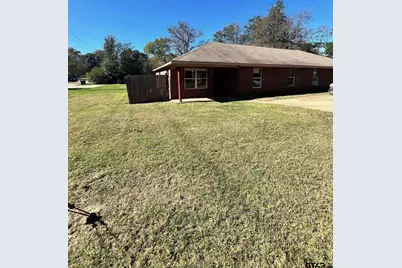 105 Beulah St Unit B, Troup, TX 75789 - Photo 2