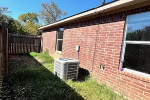 105 Beulah St Unit B, Troup, TX 75789 - Photo 24