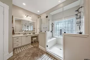 1881 Valley View, Tyler, TX 75703 - Photo 10
