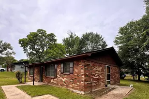 303 Crow St, Linden, TX 75563 - Photo 2