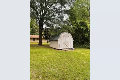 303 Crow St, Linden, TX 75563 - Photo 16
