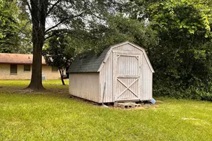 303 Crow St, Linden, TX 75563 - Photo 16