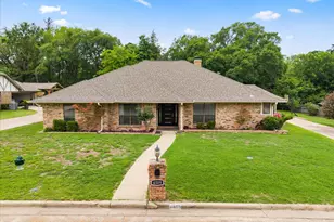 4509 Lakeside Dr, Mt Pleasant, TX 75455 - Photo 2