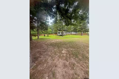 22693 Autumn Woods Trl, Flint, TX 75762 - Photo 8