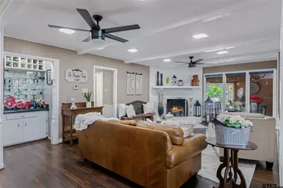 202 S Houston, Edgewood, TX 75117 - Photo 10