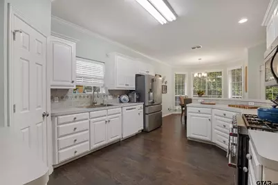 4103 Stonebrook Ln, Tyler, TX 75707 - Photo 14