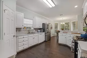 4103 Stonebrook Ln, Tyler, TX 75707 - Photo 14