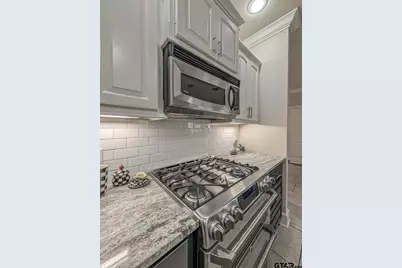 685 Bunker, Tyler, TX 75703 - Photo 12