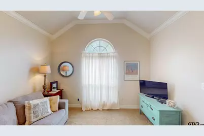 685 Bunker, Tyler, TX 75703 - Photo 32
