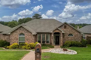 685 Bunker, Tyler, TX 75703 - Photo 1