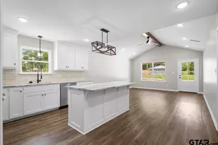 505 S Joy St, Troup, TX 75789 - Photo 10