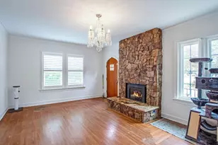 1301 Chilton Ave, Tyler, TX 75701 - Photo 4