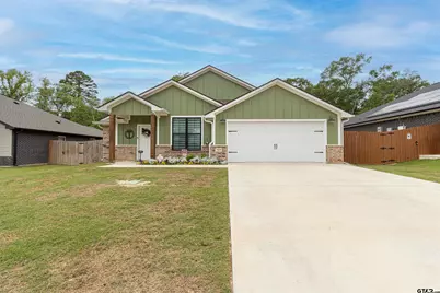 16210 Crossing Circle, Lindale, TX 75771 - Photo 1