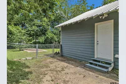 1409 N Carlyle Ave, Tyler, TX 75702 - Photo 30