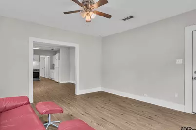 1409 N Carlyle Ave, Tyler, TX 75702 - Photo 6