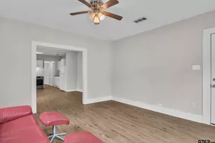 1409 N Carlyle Ave, Tyler, TX 75702 - Photo 6