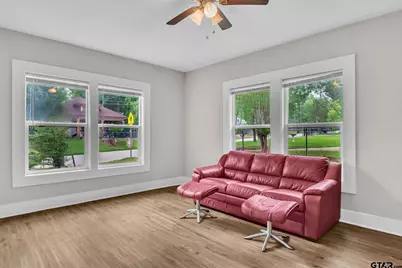 1409 N Carlyle Ave, Tyler, TX 75702 - Photo 4