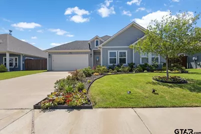 105 Wesson St, Gun Barrel City, TX 75156 - Photo 2
