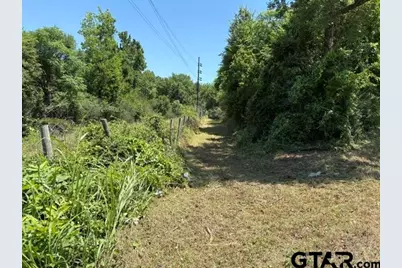 205 Sims Avenue, Jacksonville, TX 75766 - Photo 2