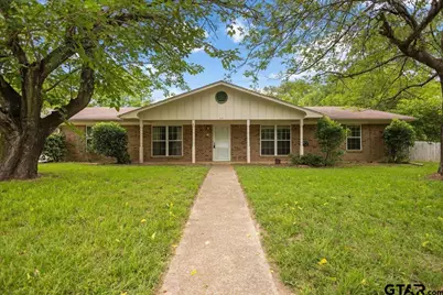 412 Angelina St, Jacksonville, TX 75766 - Photo 1