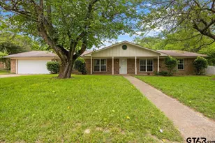 412 Angelina St, Jacksonville, TX 75766 - Photo 2