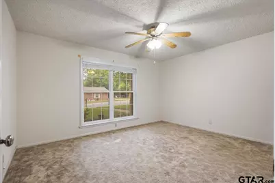 412 Angelina St, Jacksonville, TX 75766 - Photo 22
