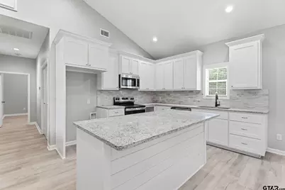 152 Royal Drive W., Bullard, TX 75757 - Photo 4