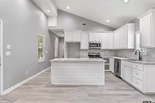 152 Royal Dr W, Bullard, TX 75757 - Photo 6