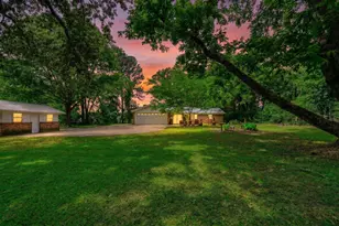 957 Gilmer Rd, Winnsboro, TX 75494 - Photo 12