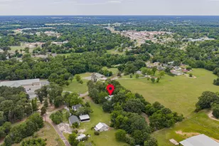 957 Gilmer Rd, Winnsboro, TX 75494 - Photo 14