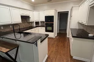 3204 Pebblebrook Cir, Tyler, TX 75707 - Photo 2