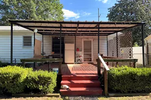 213 E Magnolia Dr, Mt Pleasant, TX 75455 - Photo 16