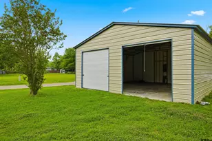 901 SW 10th St, Cooper, TX 75432 - Photo 30
