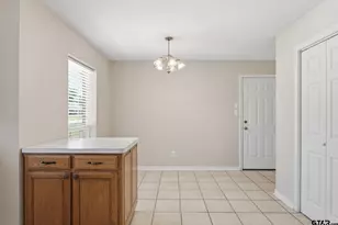 513 Kingsway, Overton, TX 75684 - Photo 10