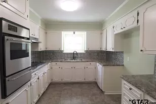 700 David Dr, Tyler, TX 75703 - Photo 14