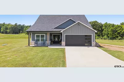 12754 Ridgeway Ct, Winona, TX 75792 - Photo 1