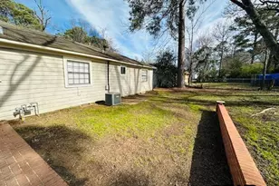 1224 S Azalea Dr, Tyler, TX 75701 - Photo 12