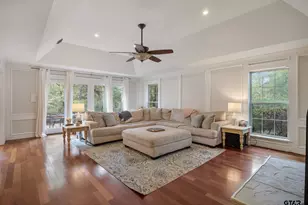807 Fox Cove St, Tyler, TX 75703 - Photo 6