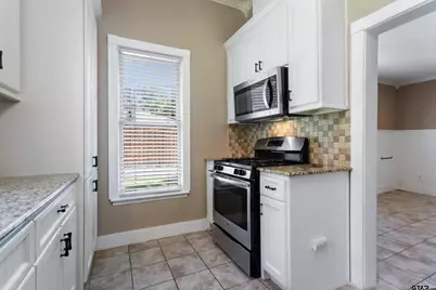 307 W South St., Lindale, TX 75771 - Photo 8