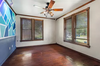 307 W South St., Lindale, TX 75771 - Photo 16
